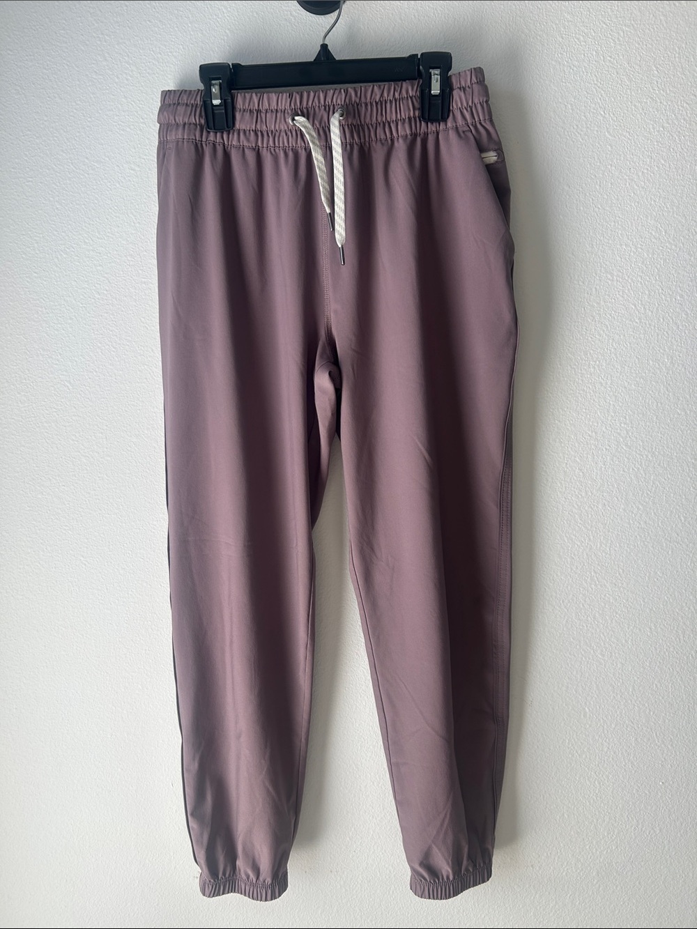 Vuori Dusty Mauve Drawstring Joggers